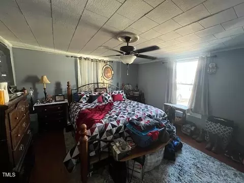 305 W K St, Erwin, NC 28339 photo 6