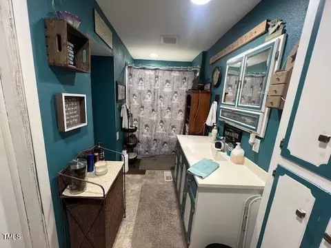 305 W K St, Erwin, NC 28339 photo 7