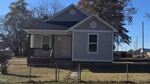 200 S Rozier St, Lumberton, NC 28358
