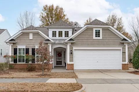 1105 Ventnor Pl, Cary, NC 27519