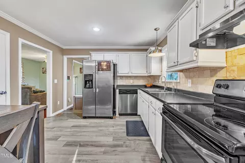 816 Greyson Dr, Durham, NC 27703 photo 17