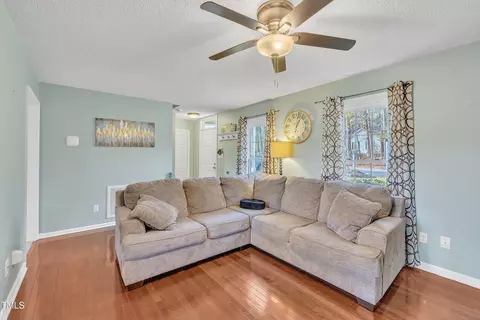 816 Greyson Dr, Durham, NC 27703 photo 8