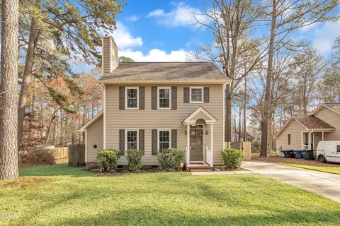816 Greyson Dr, Durham, NC 27703