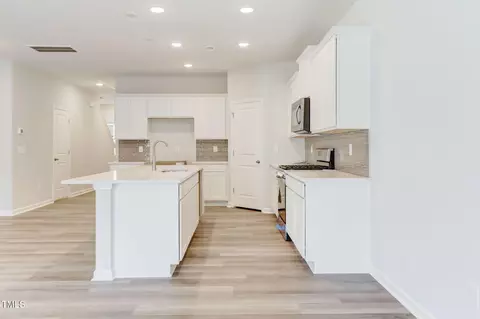 2013 Regal Dr #95, Durham, NC 27703 photo 9