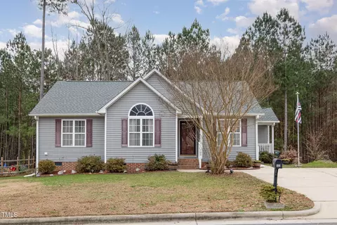 105 Gentle Rio Ct, Garner, NC 27529