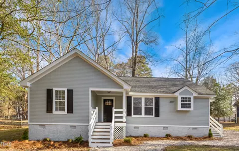 416 Foxhall Dr, Rocky Mount, NC 27804