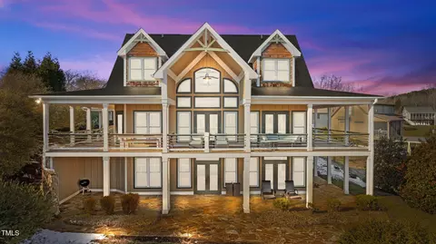 205 Polaris Point Pt, Semora, NC 27343