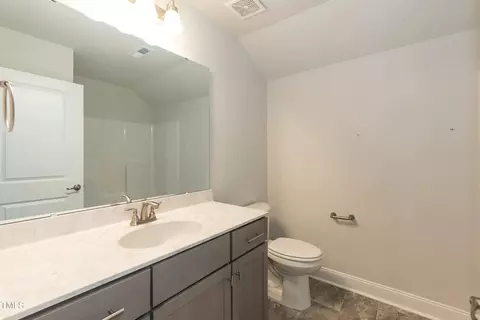 Bath - 596 Ravensworth Dr, Garner, NC 27529 photo 5 of 5
