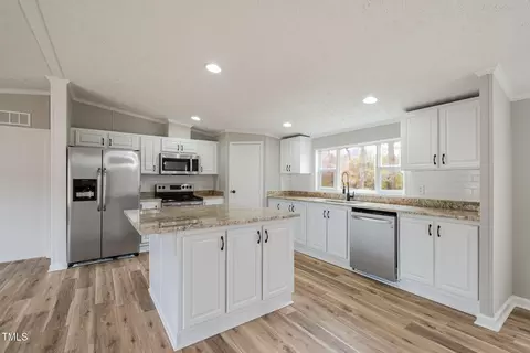 318 Lloyd Stewart Rd, Broadway, NC 27505