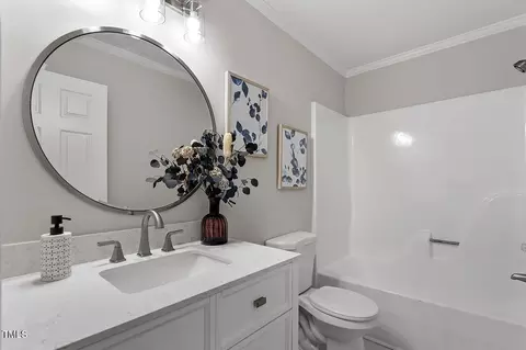 Bath - 808 Kendall Dr, Durham, NC 27703 photo 3 of 3