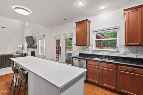 125 Windrush Ln, Durham, NC 27703 photo 24