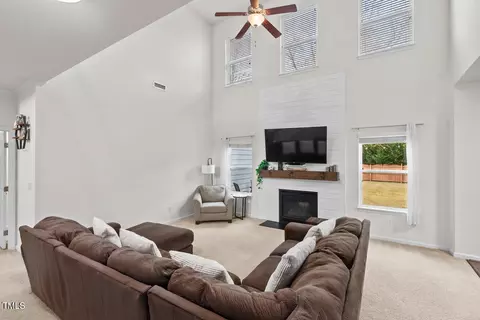 125 Windrush Ln, Durham, NC 27703 photo 15
