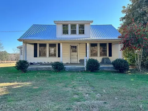 1582 Us Highway 158 E, Macon, NC 27551