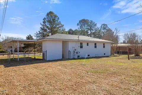 207 Cloverdale Dr, Smithfield, NC 27577 photo 35