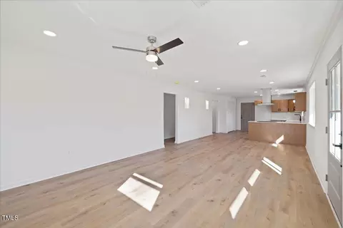207 Cloverdale Dr, Smithfield, NC 27577 photo 18