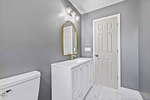 207 Cloverdale Dr, Smithfield, NC 27577 photo 7
