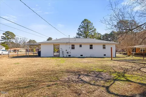 207 Cloverdale Dr, Smithfield, NC 27577 photo 34