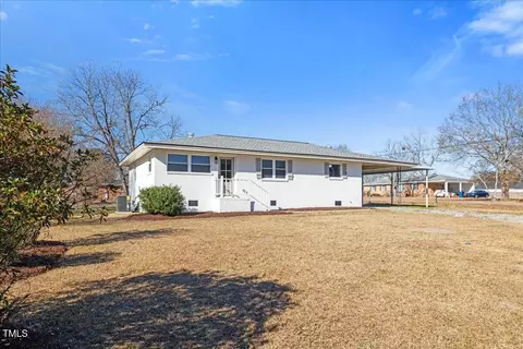 207 Cloverdale Dr, Smithfield, NC 27577 photo 13
