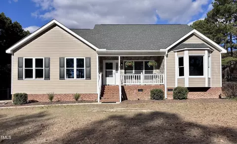 106 Bradley Dr, Benson, NC 27504