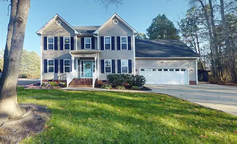 44 Wolf Creek Dr, Wendell, NC 27591