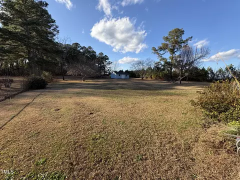 202 S 18th St, Erwin, NC 28339 photo 6