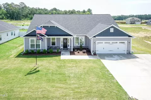 104 Newport Landing Lndg #100, Garner, NC 27529
