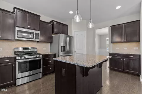 1022 Laredo Ln, Durham, NC 27703 photo 3