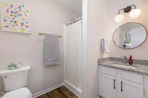 Bath - 415 Melbourne St, Durham, NC 27703 photo 1 of 2