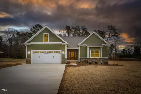 1203 Shamrock Dr, Burlington, NC 27215