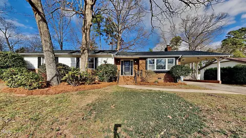 1921 Port Royal Rd, Raleigh, NC 27609