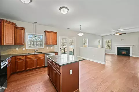 64 Valor Cir, Bunnlevel, NC 28323 photo 11