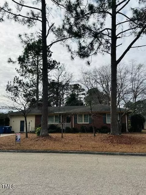 1001 Westhaven St, Dunn, NC 28334