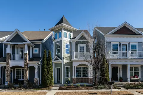 911 Branch Line Ln, Apex, NC 27502