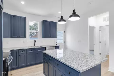 206 3rd St, Erwin, NC 28339 photo 10