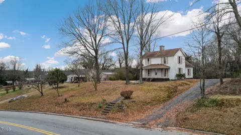 528 Church St, Eden, NC 27288