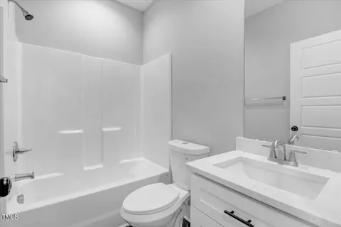 Bath - 157 Rainbow Dr, Dunn, NC 28334 photo 3 of 3