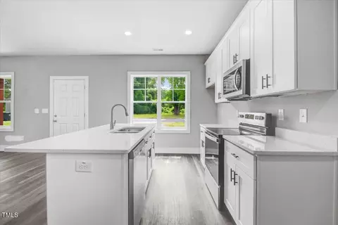 Kitchen - 157 Rainbow Dr, Dunn, NC 28334 photo 3 of 5