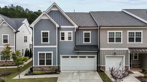 2024 Chipley Dr, Cary, NC 27519