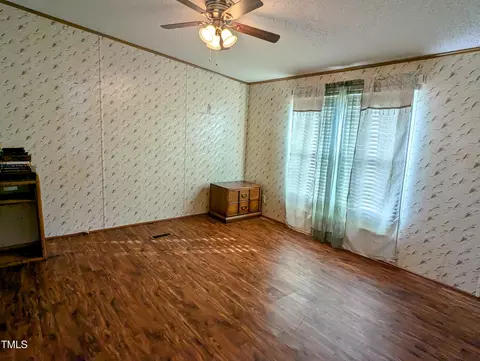 Bedroom - 931 Claiborne Cir, Skipwith, VA 23968 photo 1 of 1