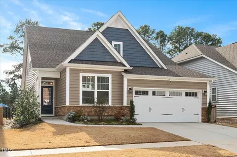 228 Silverhawk Ln, Durham, NC 27703