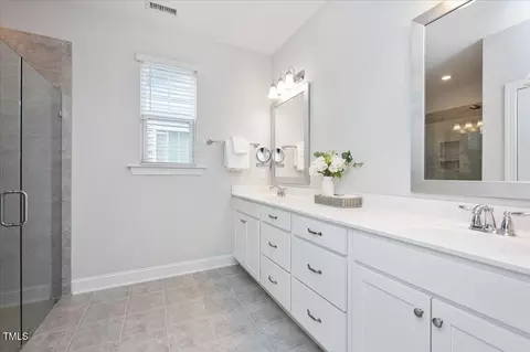 Bath - 228 Silverhawk Ln, Durham, NC 27703 photo 1 of 4