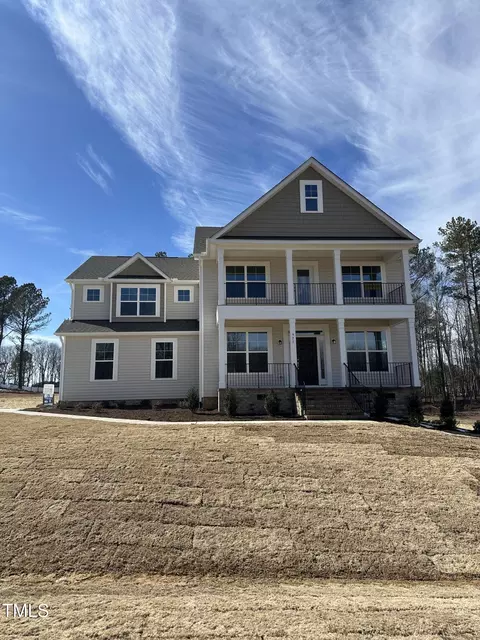 427 Rising Star Dr, Clayton, NC 27520