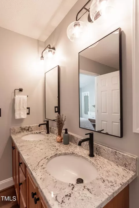 Bath - 22 Lansgate Ct, Durham, NC 27713 photo 1 of 2