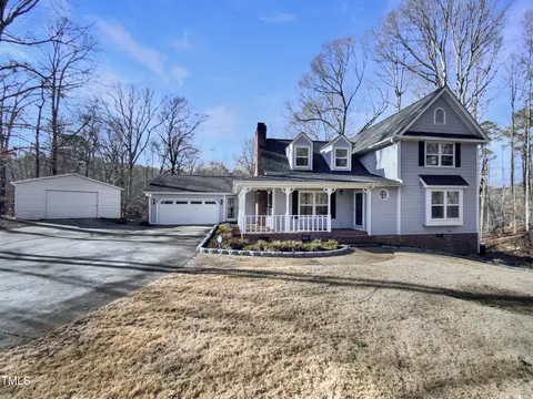 2045 Shotwell Rd, Clayton, NC 27520