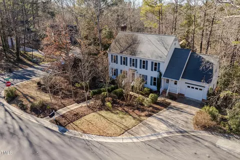 1 Pointe View Ct, Durham, NC 27713