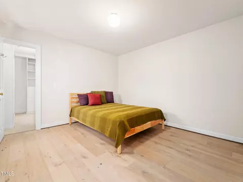 Bedroom - 1 Pointe View Ct, Durham, NC 27713 photo 2 of 7