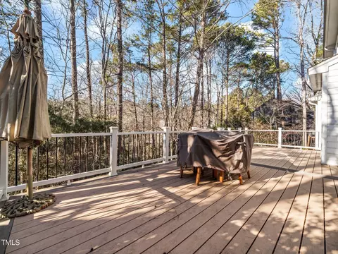 Exterior - 1 Pointe View Ct, Durham, NC 27713 photo 2 of 5