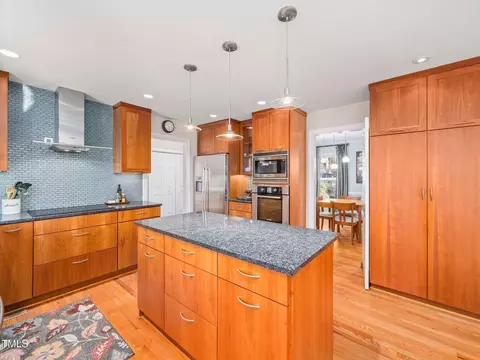 Kitchen - 1 Pointe View Ct, Durham, NC 27713 photo 2 of 4
