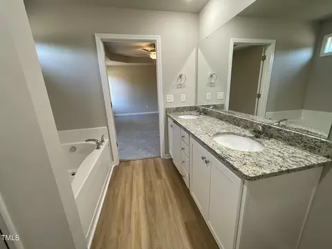 125 Hydrangea Ln, Benson, NC 27504 photo 12