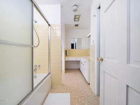 Bath - 313 S Main Street St, Wake Forest, NC 27587 photo 2 of 8